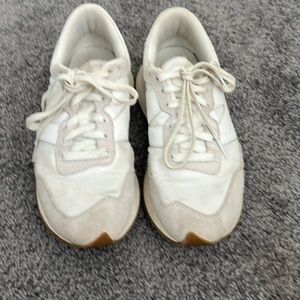 Women’s New Balance 237 white size 8.5
